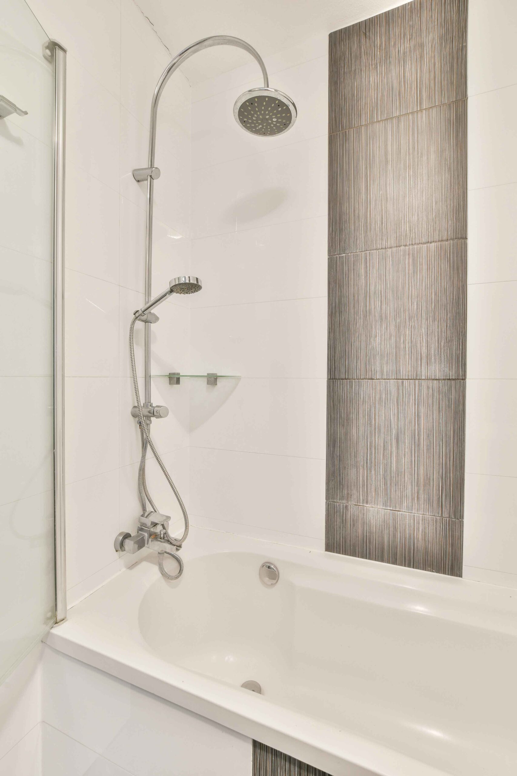 Beautiful bathroom with a big bathtub
