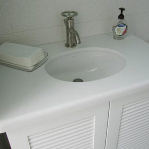 quartz-bathroom-countertops